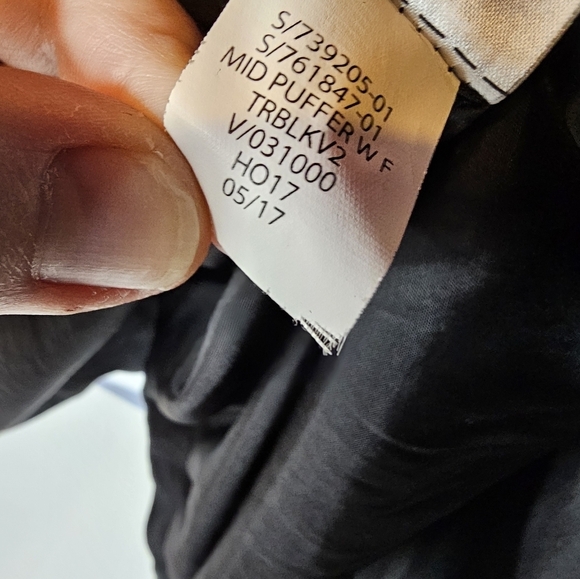 GAP Factory Black Down Puffer Jacket - Picture 7 of 8